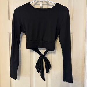 Streetwear Society Black Long-Sleeve Tie-Back Crop Top
